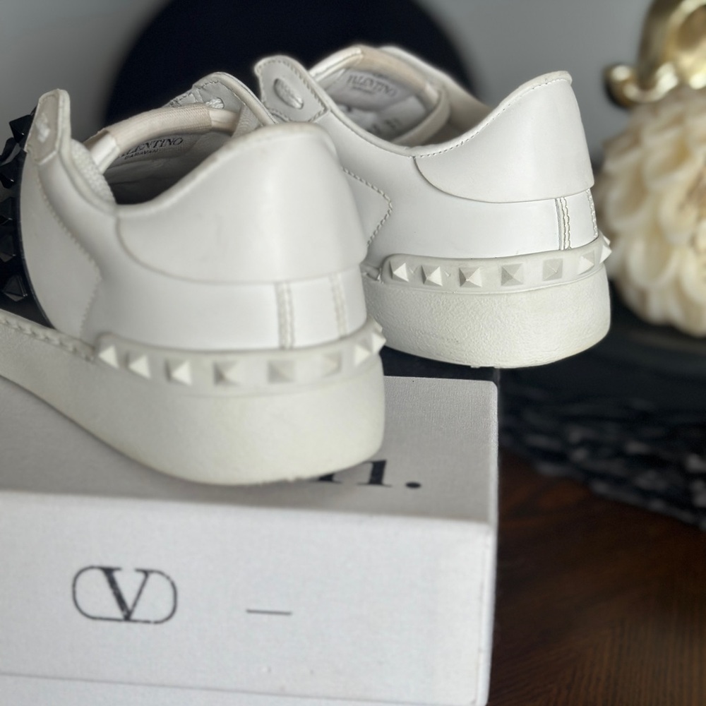Valentino ROCKSTUD UNTITLED sneakers - Picture 3 of 6